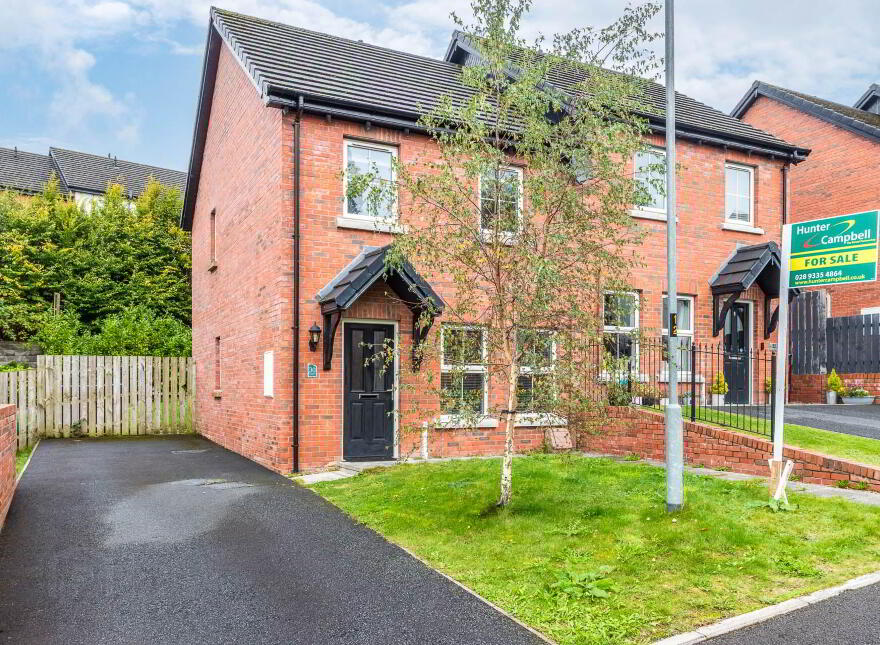 30 Ballyveigh Avenue, Antrim, BT41 2GX