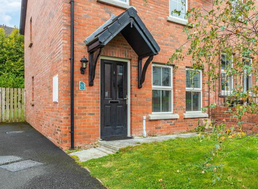 30 Ballyveigh Avenue, Antrim, BT41 2GX