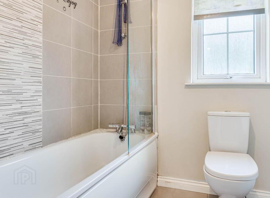 30 Ballyveigh Avenue, Antrim, BT41 2GX