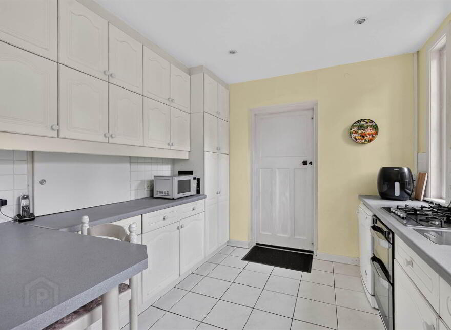 2 Shrewsbury Park, Malone, Belfast, BT9 6PN