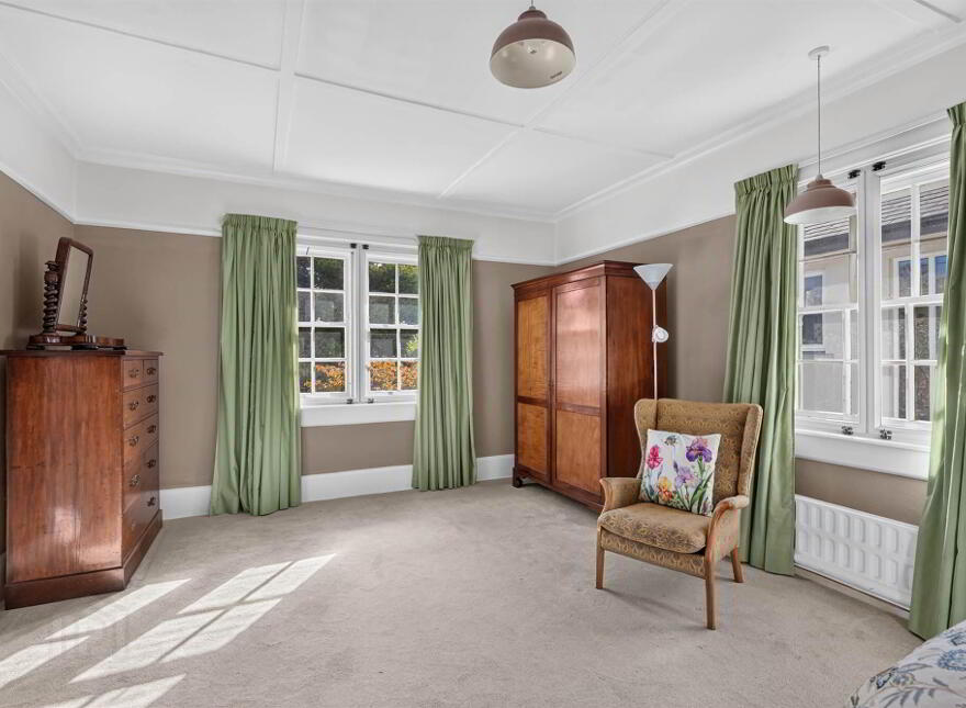 2 Shrewsbury Park, Malone, Belfast, BT9 6PN