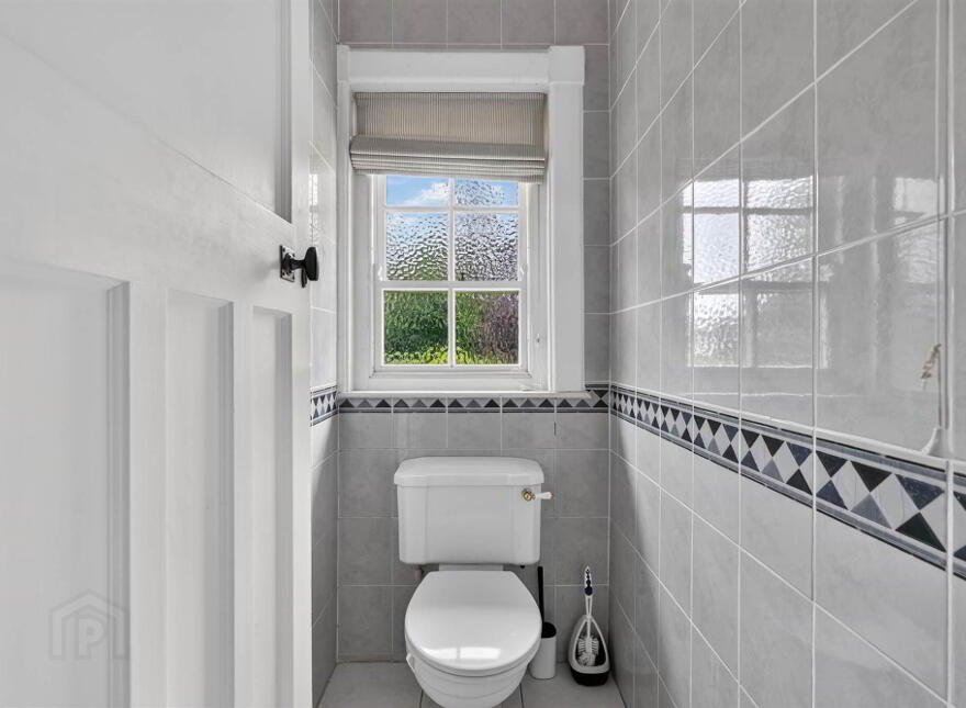 2 Shrewsbury Park, Malone, Belfast, BT9 6PN