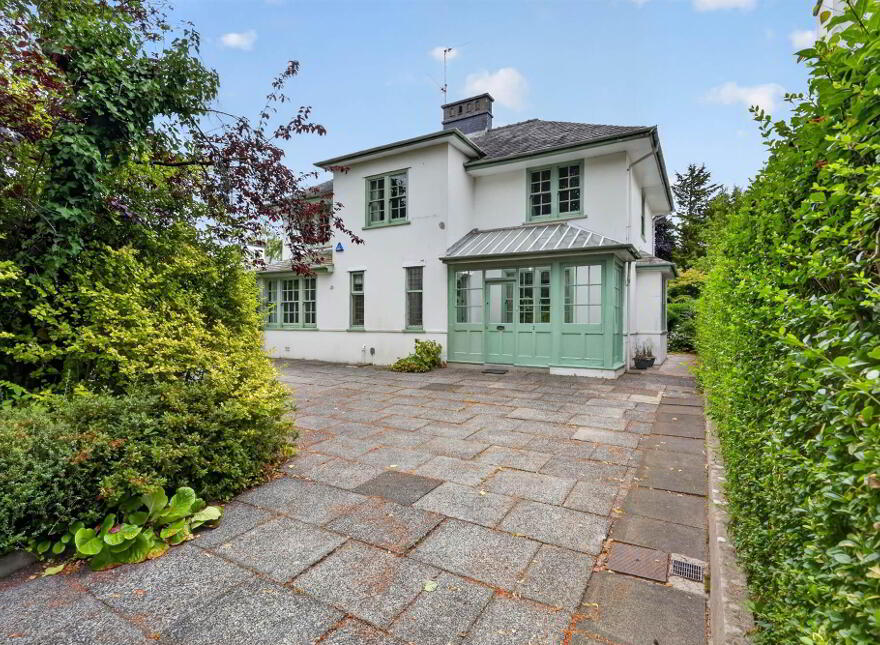 2 Shrewsbury Park, Malone, Belfast, BT9 6PN