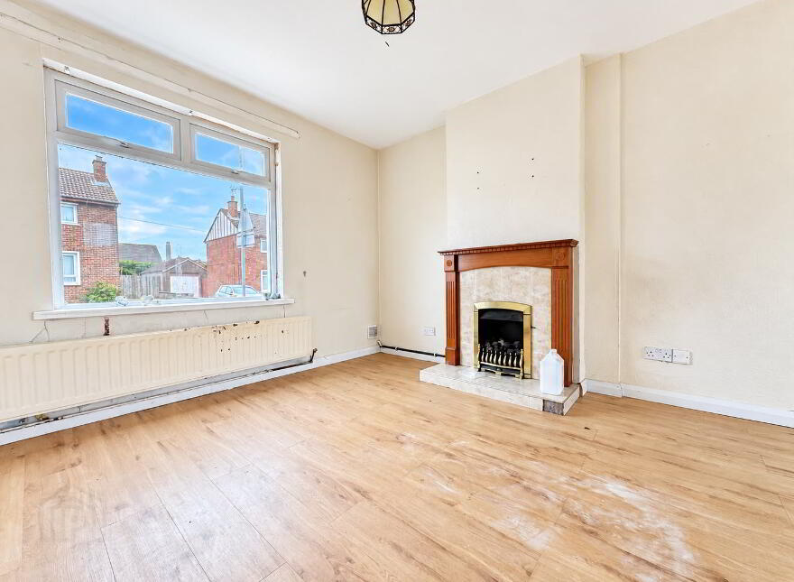 30 Coronation Road, Carrickfergus, BT38 7EX
