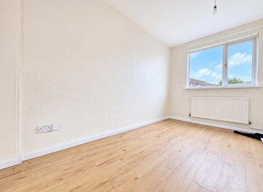 30 Coronation Road, Carrickfergus, BT38 7EX