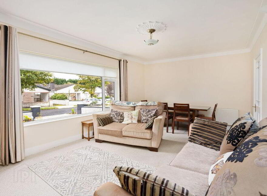 30 Langton Park, Newbridge, W12C890