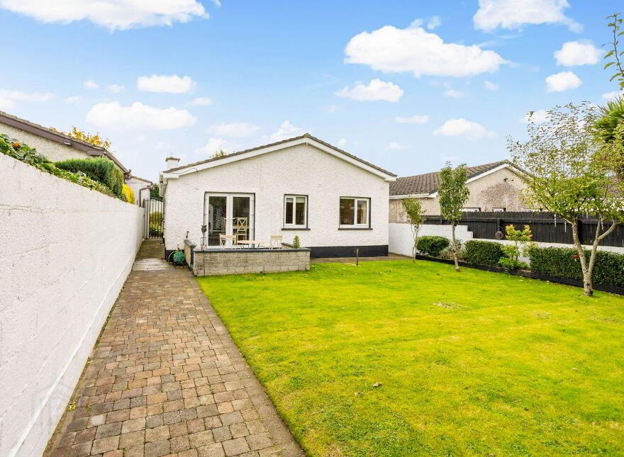 30 Langton Park, Newbridge, W12C890