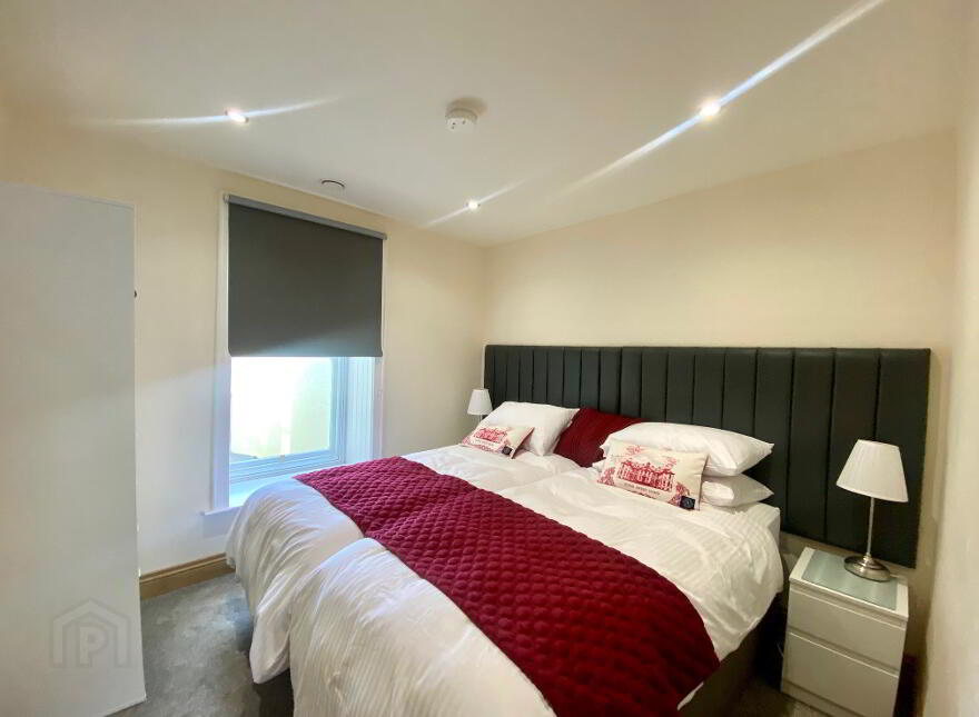 Apartment (B), 16 Main Street, Ballymoney, BT53 6AL