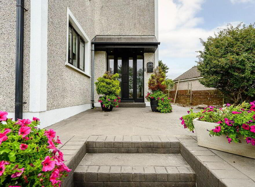Lothlorien, Larchfield Close, Commons Road, Fairhill, T23N2Y6