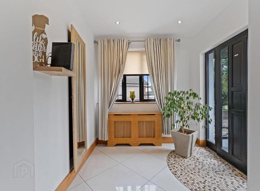 Lothlorien, Larchfield Close, Commons Road, Fairhill, T23N2Y6