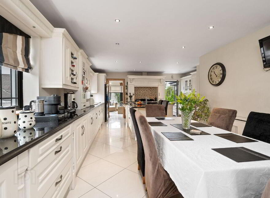 Lothlorien, Larchfield Close, Commons Road, Fairhill, T23N2Y6
