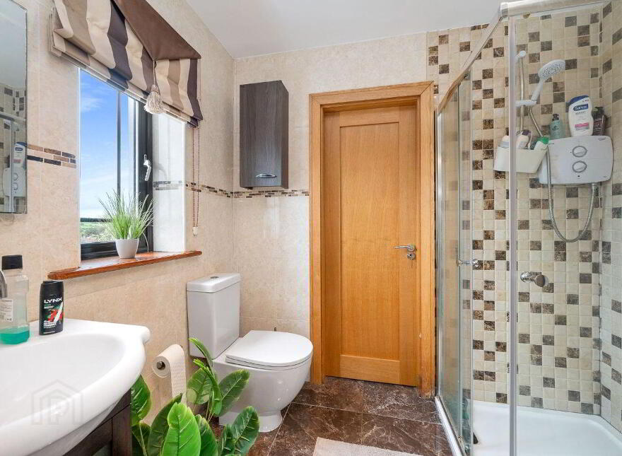 Lothlorien, Larchfield Close, Commons Road, Fairhill, T23N2Y6