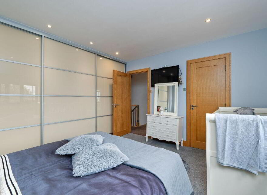 Lothlorien, Larchfield Close, Commons Road, Fairhill, T23N2Y6