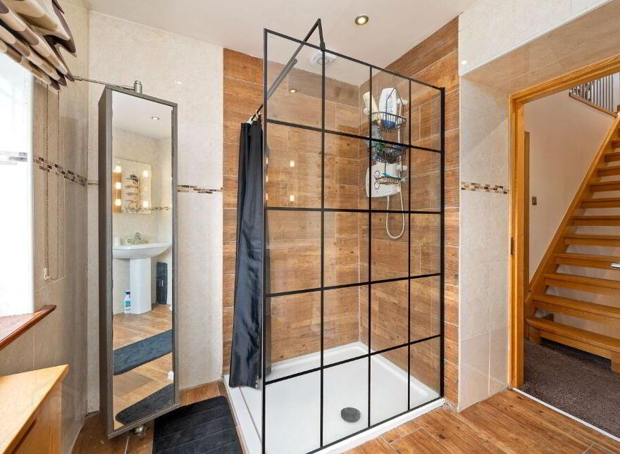 Lothlorien, Larchfield Close, Commons Road, Fairhill, T23N2Y6