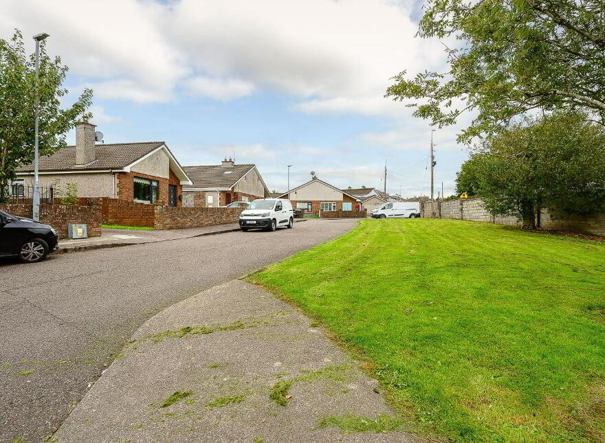 Lothlorien, Larchfield Close, Commons Road, Fairhill, T23N2Y6