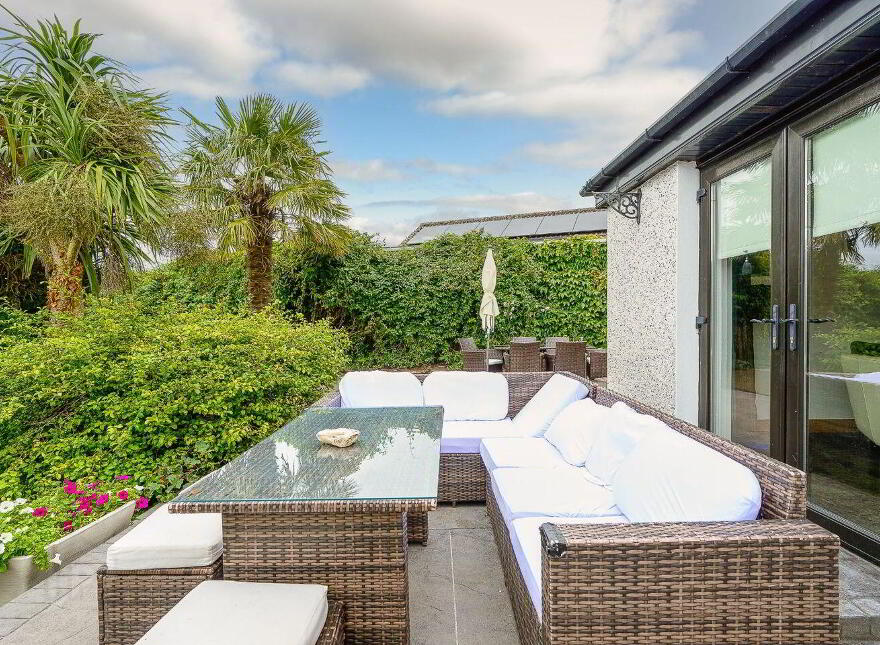 Lothlorien, Larchfield Close, Commons Road, Fairhill, T23N2Y6