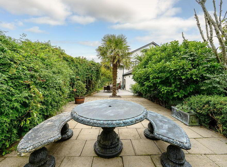 Lothlorien, Larchfield Close, Commons Road, Fairhill, T23N2Y6