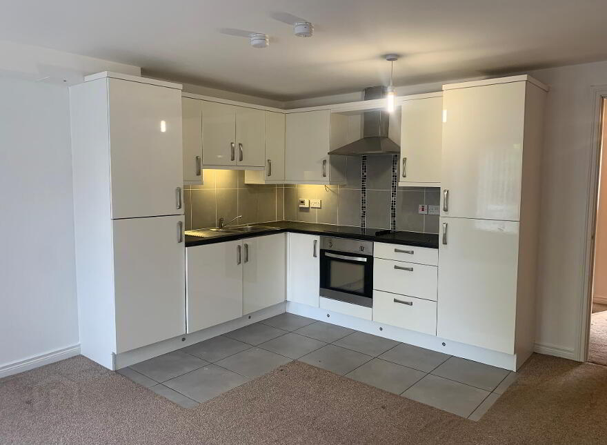 Apt 22, 187 West Circular Close, West Circular Road, Ballygomartin, Belfast, BT13 3WQ