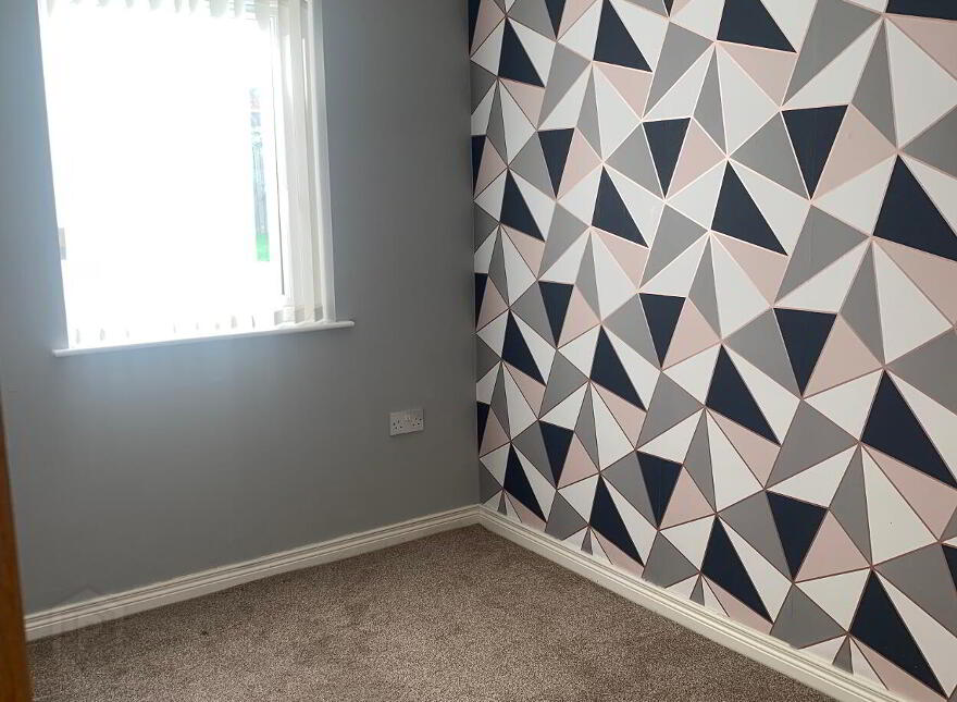 Apt 22, 187 West Circular Close, West Circular Road, Ballygomartin, Belfast, BT13 3WQ