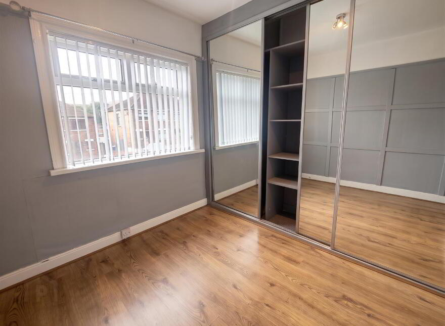 15 Benview Park, Belfast, BT14 8HT