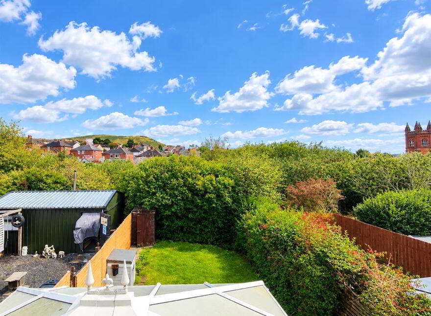 15 Benview Park, Belfast, BT14 8HT