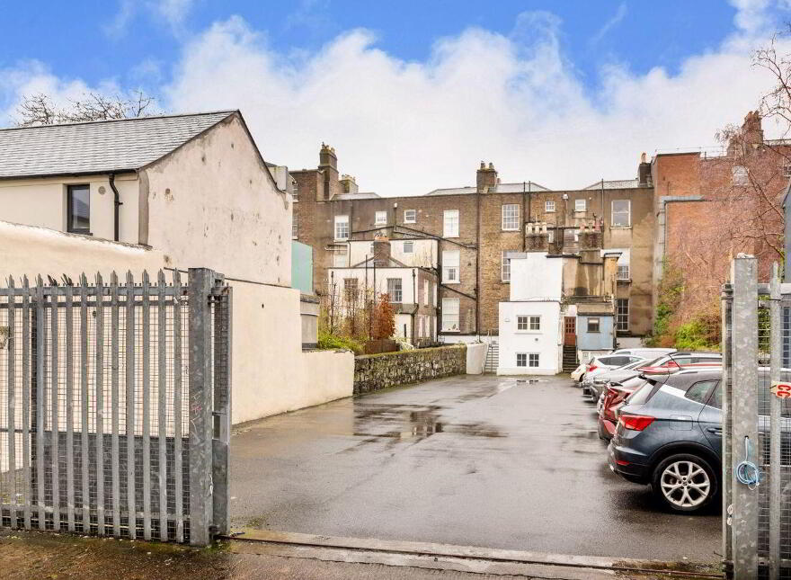 96 Pembroke Road, Ballsbridge, D04TY75