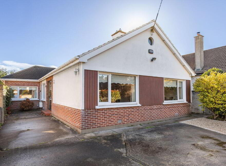 34 Oakley Grove, Blackrock, Blackrock, A94R9F4