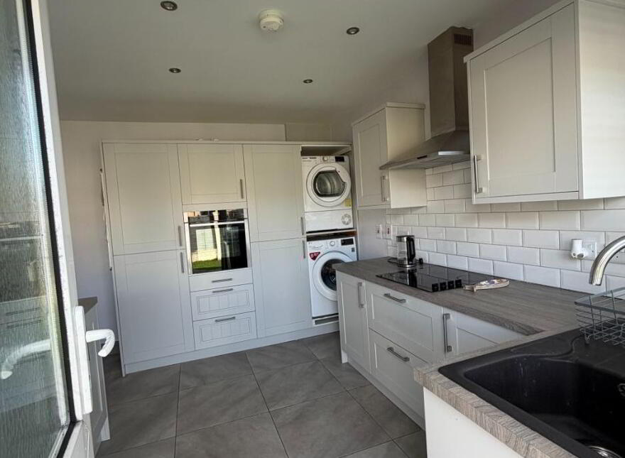 35 Ashgrove Park, Strabane, BT82 9EG