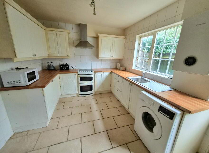 9 Loughrey Court, Antrim Road, North Belfast, BT15 5AU