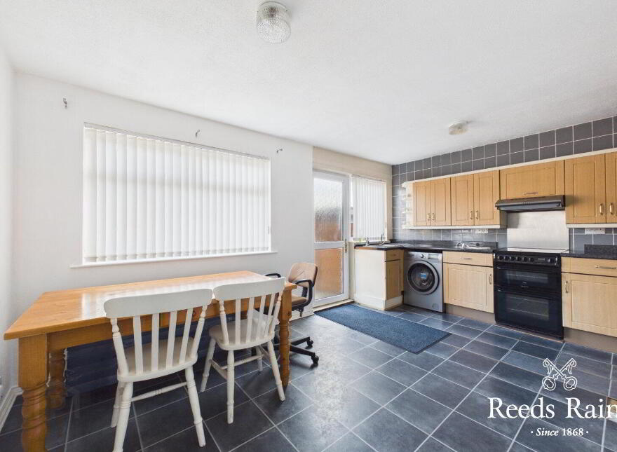 12 Castleburn Drive, Carrickfergus, BT38 7NX