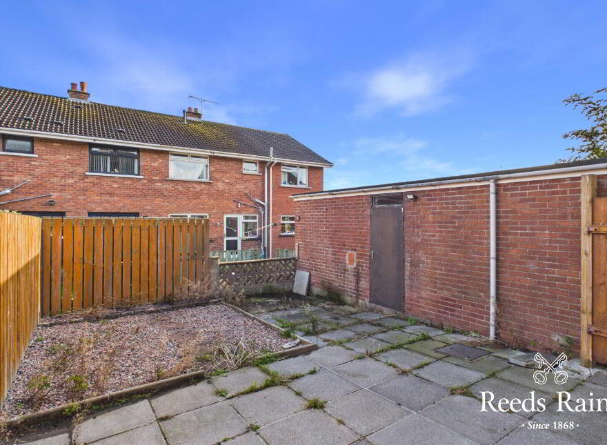 12 Castleburn Drive, Carrickfergus, BT38 7NX