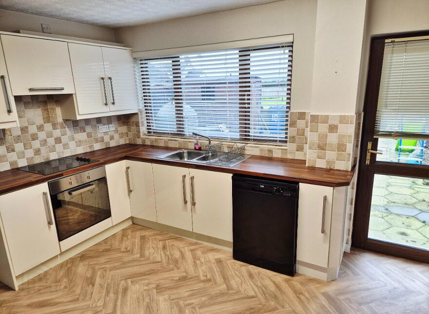 18 Glebeview Park, Garvagh, Coleraine, BT51 5HL