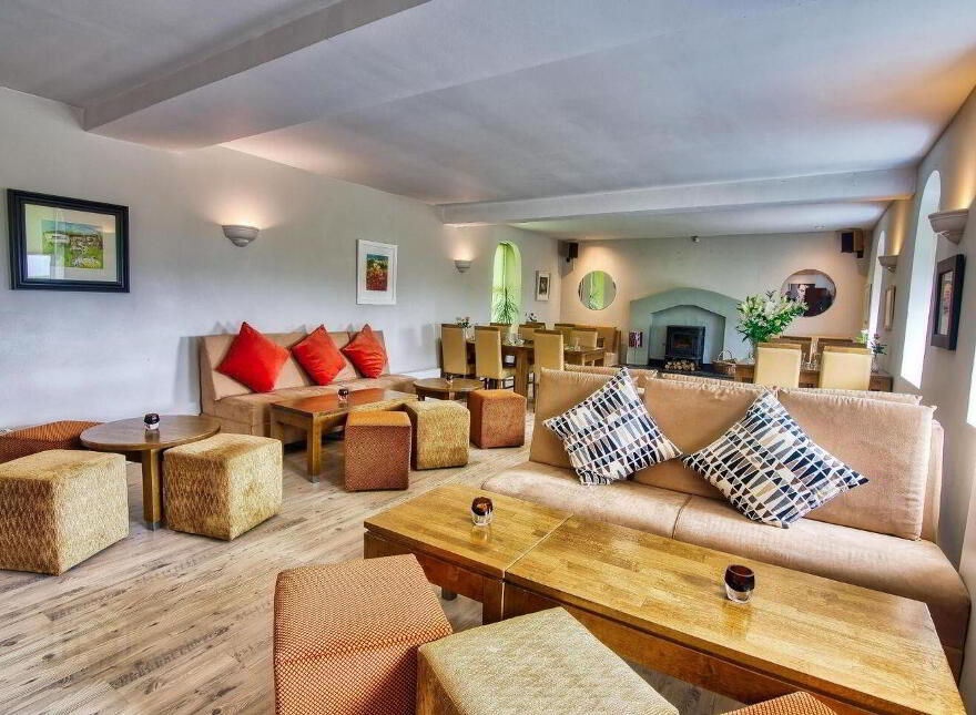 The Cove, Rockhill, Portnablagh, F92C970
