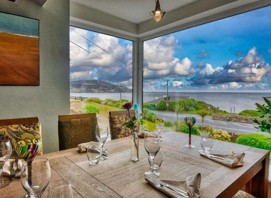 The Cove, Rockhill, Portnablagh, F92C970