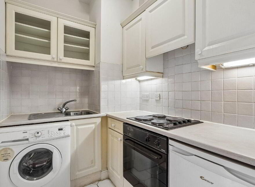 6 Wicklow Court, South Great Georges Street, Dublin 2, D02HW10