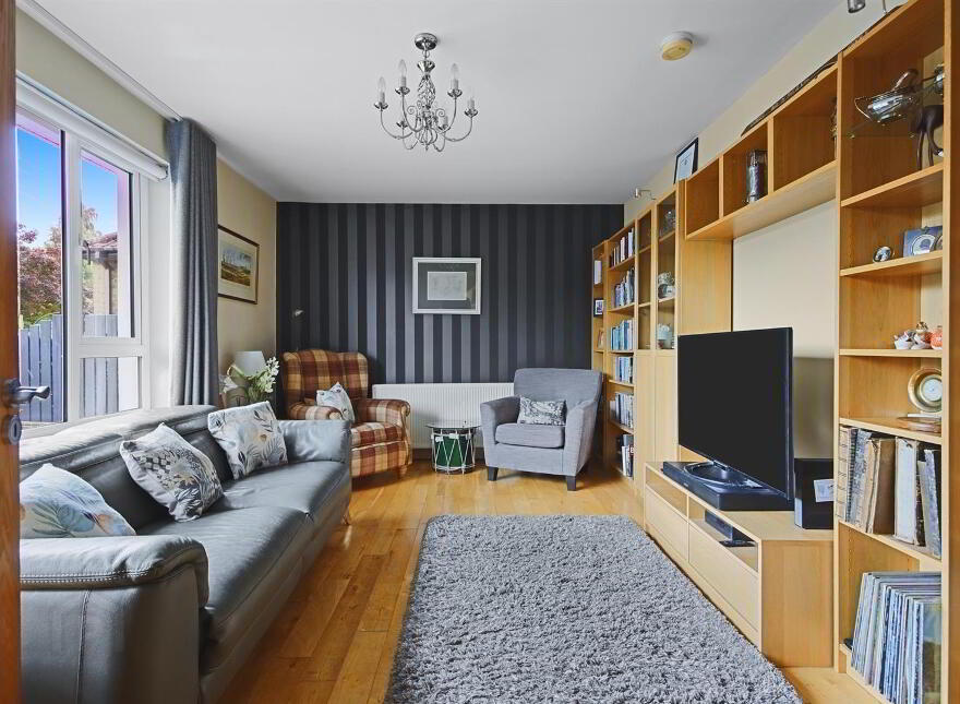 16 Strathearn Park, Belfast, BT4 2GN