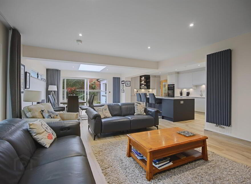 16 Strathearn Park, Belfast, BT4 2GN