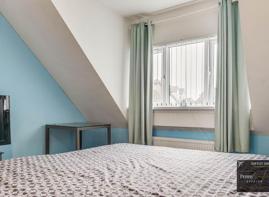 24 Cranley Grove, Bangor, BT19 7EY