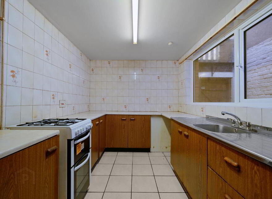 9 Charleville Avenue, Belfast, BT9 7HG