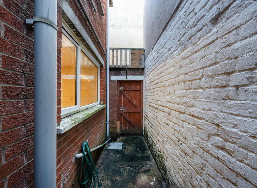 9 Charleville Avenue, Belfast, BT9 7HG