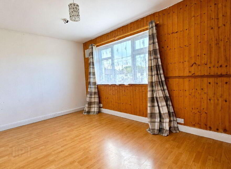 23 Saint Patrick's Crescent, Moate, N37TF85