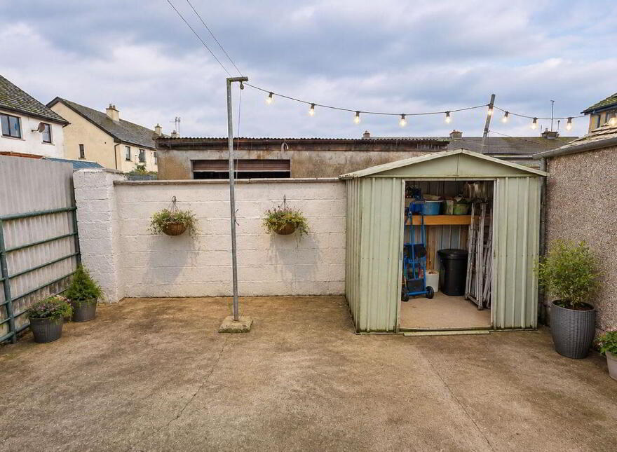 23 Saint Patrick's Crescent, Moate, N37TF85