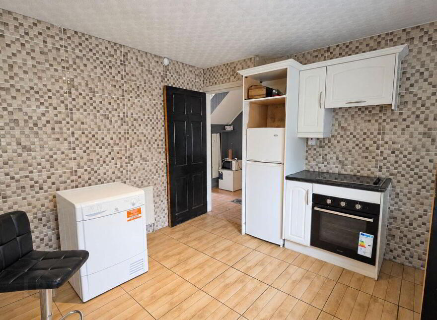 23 Saint Patrick's Crescent, Moate, N37TF85