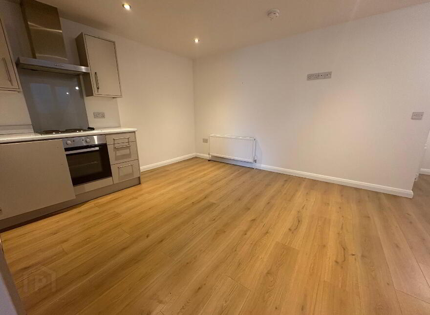 3 46 Grand Street, Lisburn, BT27 4UD