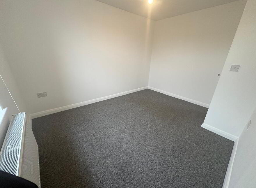 3 46 Grand Street, Lisburn, BT27 4UD