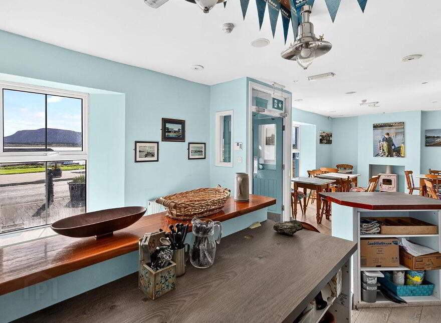 Former Eithnas By The Sea, Mullaghmore, F91FF24