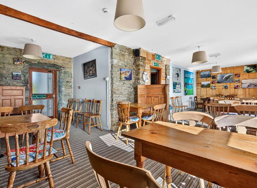 Former Eithnas By The Sea, Mullaghmore, F91FF24