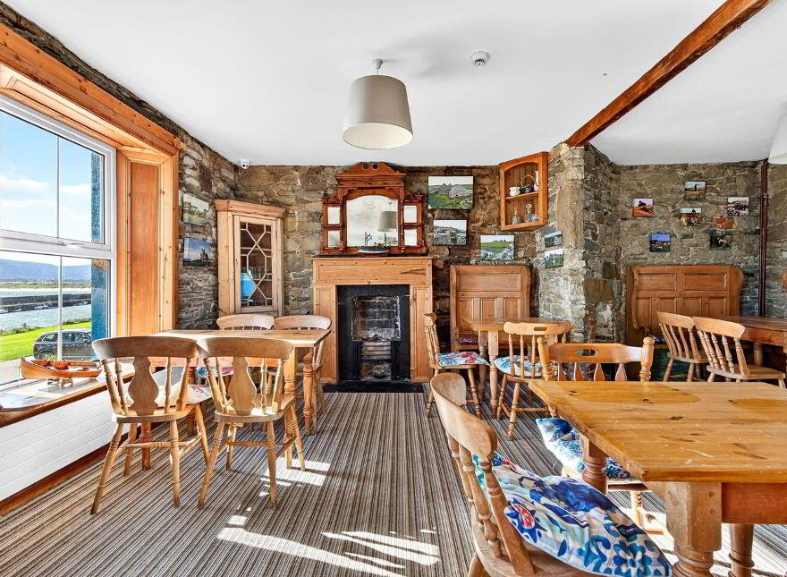 Former Eithnas By The Sea, Mullaghmore, F91FF24