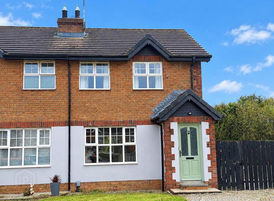 48 Lisneal, Waterside, L'Derry, BT47 6FD