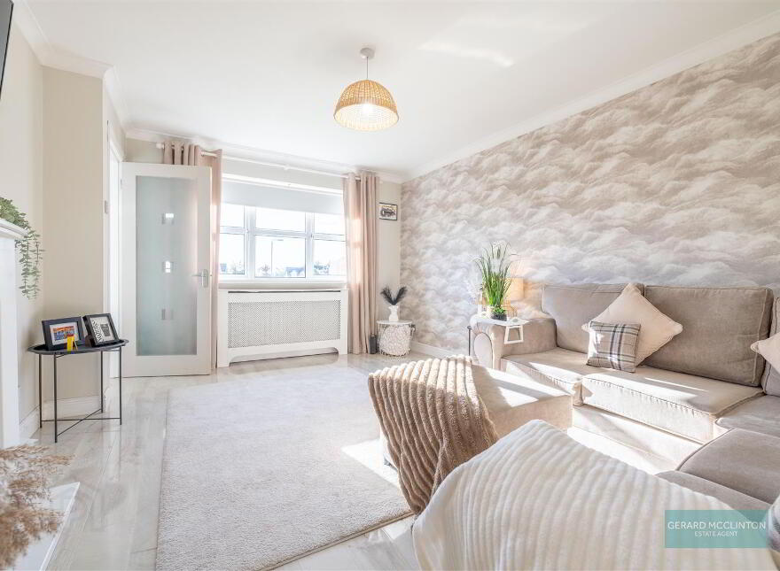 22 Lyndhurst View Avenue, Belfast, BT13 3XB